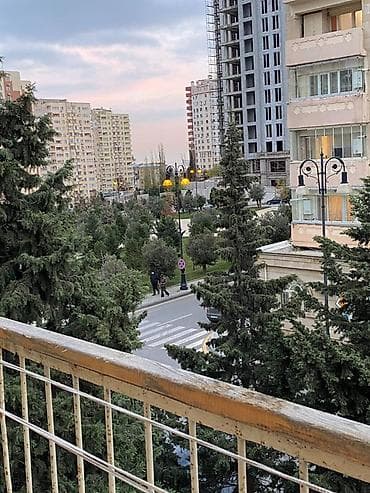 yasamal mida: Bakı, Yasamal, 1 otaqlı, Köhnə tikili, m. Elmlər Akademiyası, 35 kv. m — 9