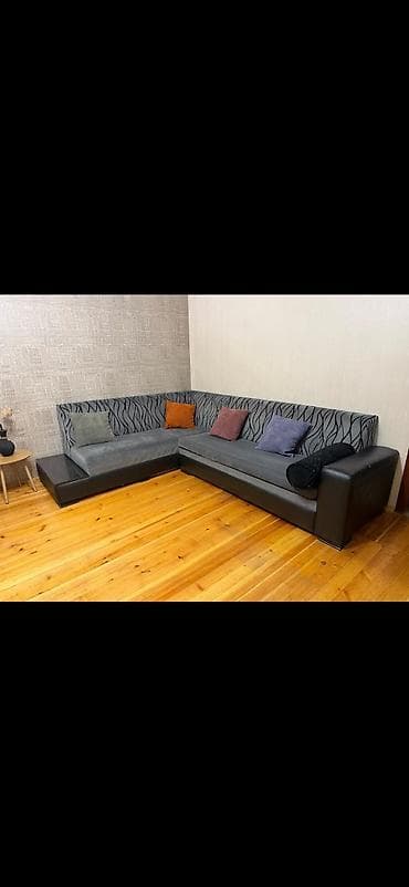 Künc divan, Parça lalafo.az -da Künc divan, Parça