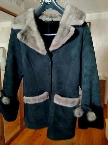 İtalia.Milan.
Təbii,Dəri.
M,38,(R)

Boy,175,185,sm