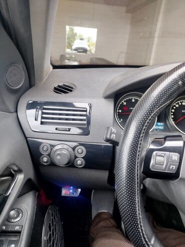 опель зафира а: Opel Astra: 1.6 л | 2009 г. 28000 км Универсал — 25