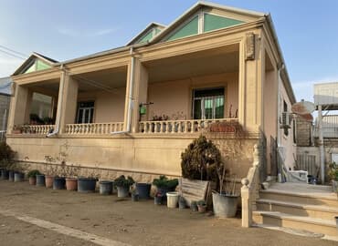 Yeni Ramana 4 otaqlı, 110 kv. m, Orta təmir