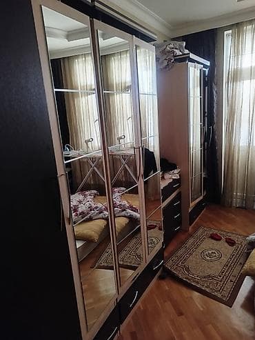 nerdivan nedir: Yataq otağı üçün dəst – güzgülü qarderob və tumba - Rəng: açıq palıd — 1
