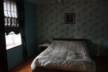 evler bineqedide: Sabunçu rayonu Sabunçu körpüsünə yaxın 3 mertebeli ümumi sahəsi 230 — 9