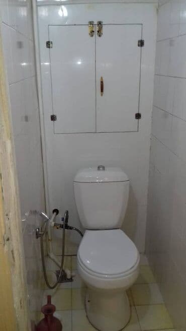 kirayə evlər 1 otaqlı: Binəqədi rayonu 9-cu mikrarayonda 5 mertebeli binanın 3-cu — 5