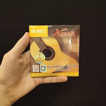 gitara simləri: Klassik neylon simlər Kapok H-807 Komplektdə 6 sim var (3 neylon və 3 — 1