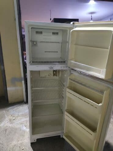 laptop soyuducu: İşlənmiş 2 qapılı Samsung Soyuducu Satılır, rəng - Ağ — 2