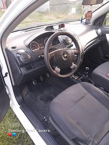 bmw m5 e60 2005: Chevrolet Aveo: 1.4 l | 2011 il 27000 km Sedan — 4