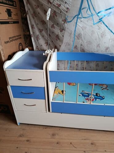 купить кровать трансформер: Для девочки и мальчика, Б/у, Четырехугольная, Колыбель, С бортиками, С матрасом, Без механизма качания — 8