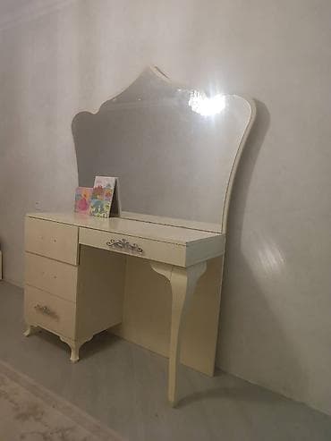 isqaf: Yaxsi veziyyetdedir. 25manat. Unvan Bine qesebesi — 2