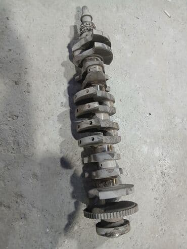 Məhsul: Daxili yanma mühərriki üçün krank mili Təsvir: - Tam komplekt