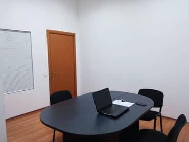 в аренду офис: 28may metrosuna yaxın yol kənarı bizness Hause mərkəzin icinə 5-ci — 7