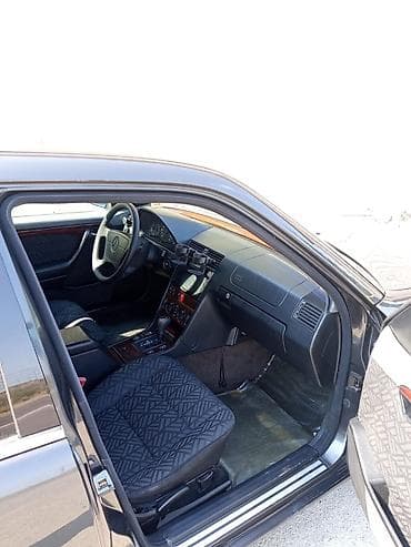 Nəqliyyat: Mercedes-Benz C 200: 2 l | 1995 il Sedan — 7