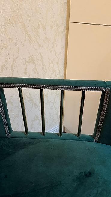 460 azn alinib istifade olunmuyubsifarisle hazirlanib 240’azn — 8