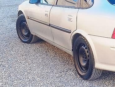 4 bolt Polad disklər qara krasqası yaxşıdır . sadəcə bir dənəsinin