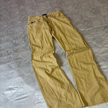 Açıq sarı rəngli kişi şalvarı - Model: 5 ciblə klassik denim kəsimi