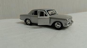 dvd diskləri: Metall kolleksiya modeli – klassik sedan miniatürü - Korpus: tökmə — 2