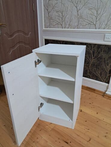 столик для кровати: Тумбы — 13