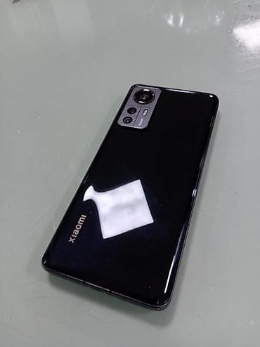 ayfon 8 pro: Xiaomi 12, цвет - Черный, 
 Две SIM карты — 1