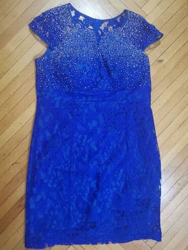 сони на прокат: Продаётся платье, размер Л-ХЛ. Цена продажи 50 манат. Можно взять в — 2