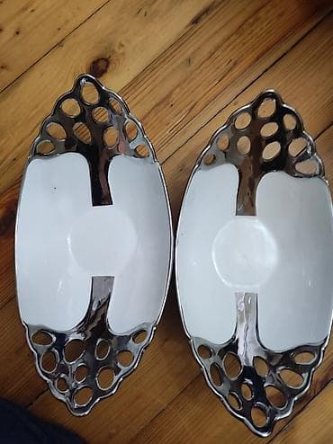 ag sirke: İki ədəd dekorativ qab dəsti 10 azn. unvan xalqlar dostluğu — 1