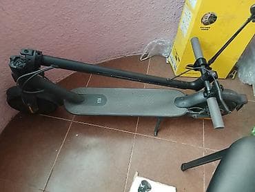 - Qatlanan mexanizm: sükan bir hərəkətlə qatlanır, daşımaq üçün rahat — 1