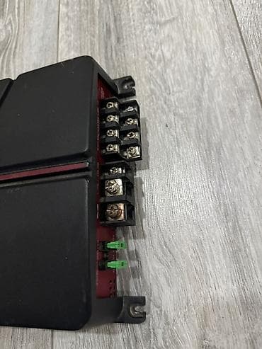xiaomi mi box: 1000 wat orginal 6 çıxışlı usluterdi bütün çıxışları işlək — 2