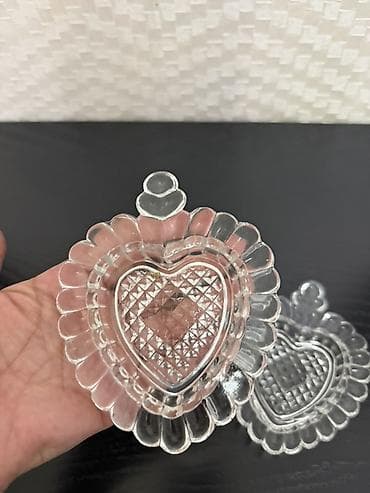 uzuk qabı: Şüşə ürək formalı dekorativ rozetkz (6 ədəd) - Material: şəffaf şüşə — 1