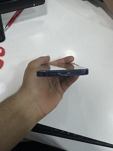 xarab iphone: IPhone 12, 64 GB, Qara — 5