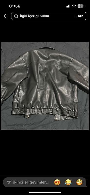 dəri pencek: Qara rəngli dəri görünümlü qısa gödəkçə - Material: dəri effekti olan — 2