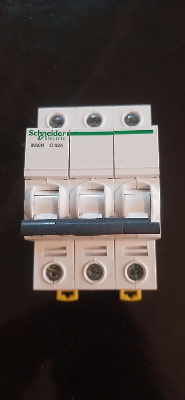 Schneider Electric Elektrik avtomat, 3 faza