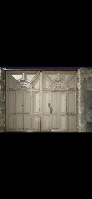 seyf qapi: İşlənmiş Dəmir Həyət darvazası, Yana açılan, 3 m, Mexaniki, Qapı ilə, rəng - Boz, Kredit yoxdur, Ödənişli quraşdırma, Ünvandan götürmə — 1