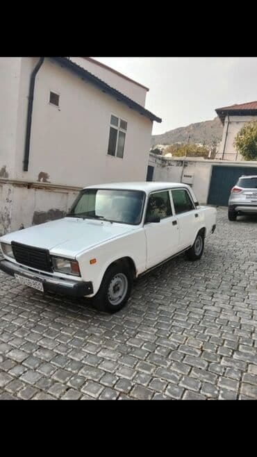 xəzər lada kredit: VAZ 2107 – klassik sedan - Kuzov: ağ rəng, 4 qapı, sedan - Nömrə — 2