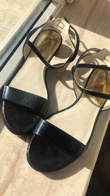 basanoşkalar 2023: Ölçü: 36, rəng - Qara, Yeni — 3