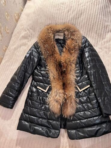 Hicab: Təmiz dəri,tulku xəzi 
600 manata alinib 100 manata satilir — 1