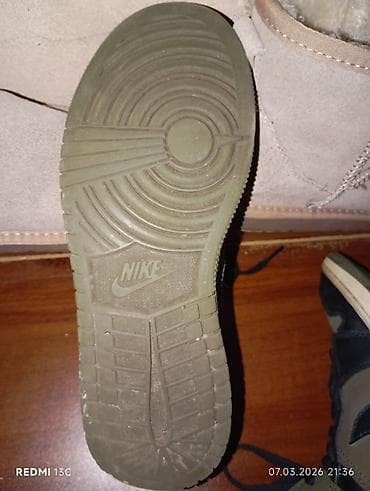 Uşaq geyimi və ayaqqabıları: Rəng - Yaşıl Krossovkalar, Nike, Ölçü: 37, Uniseks — 3