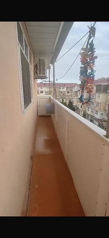 şamaxıda ev kirayə: 2ci mk 3otaqlı içi əşyalı ev kira verilir 500azn 5in 5ci mərtəbəsi — 7