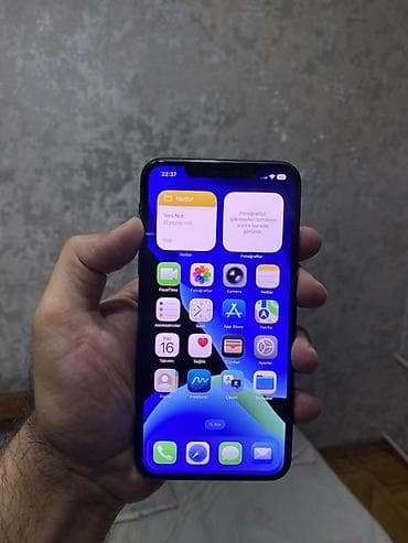 wifi extender: IPhone 11 Pro Max, 256 GB, Space Gray, Face ID — 2