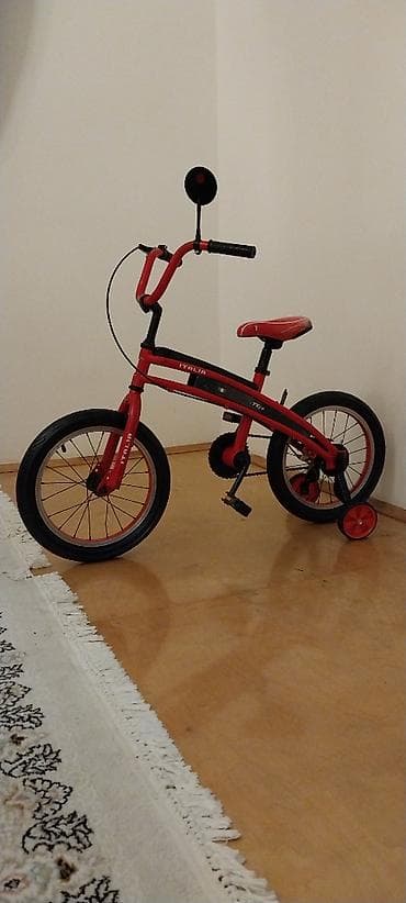 215 65 r16c: İşlənmiş Dörd təkərli Uşaq velosipedi 16", Ünvandan götürmə — 2