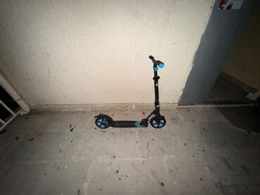 turbo moped: Şəhər üçün ayaqlı skuter - Rəng: qara-göy aksentli - Böyük təkərlər — 2