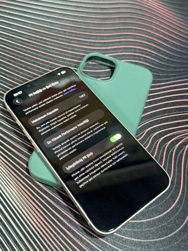 Lincoln: IPhone 13, 128 ГБ, Старлайт, Беспроводная зарядка, Face ID — 3