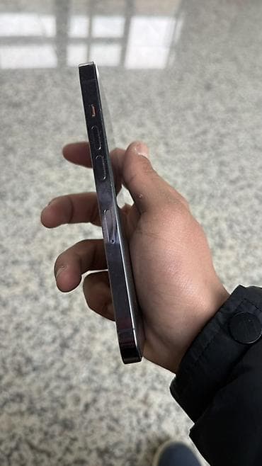 red dead redemption 2: IPhone 14 Pro, Deep Purple, Face ID — 4