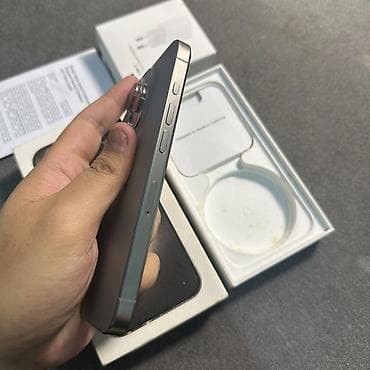 IPhone 15 Pro, 256 GB, Natural Titanium, Face ID — 3