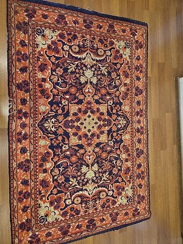 qedim əşyalar: Məhsul:Qədimi naxışlı xalça,100 ilə kimi yaşi var. Təsvir:2 — 2