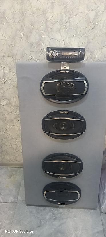 Pioneer avtomobil audiosu dəsti Tərkib: - Pioneer avtomobil
