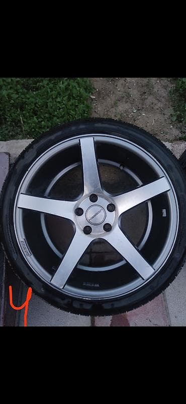reduktor 1:3: Yeni Disk təkər Vossen R 18, 5 Boltlu — 2