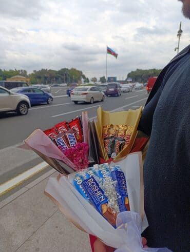 belçika şokoladı qiyməti: Buketlerin S/M/L ölçüləri mövcuddur, hal hazırda endirimdədir, qiymət — 2