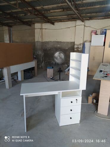 стол для наращивания ногтей: Новый, Стол для маникюра, Без зеркала — 2