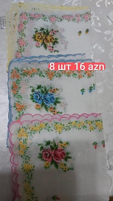 nar sekili: Məhsul: Batist dəsmallar (kəsəfli nazik parça, çiçək naxışlı) Dəstlər — 3