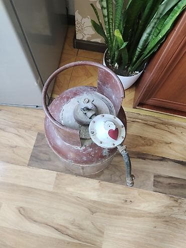 Məişət üçün qaz balonu - Tip: LPG məişət qaz balonu - Həcm: təxminən — 2