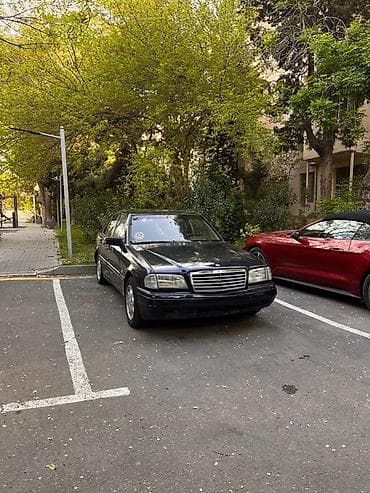 Avtomobil satışı: Mercedes-Benz C180 (W202) sedan - Kuzov: 4 qapılı sedan, tünd mavi — 1